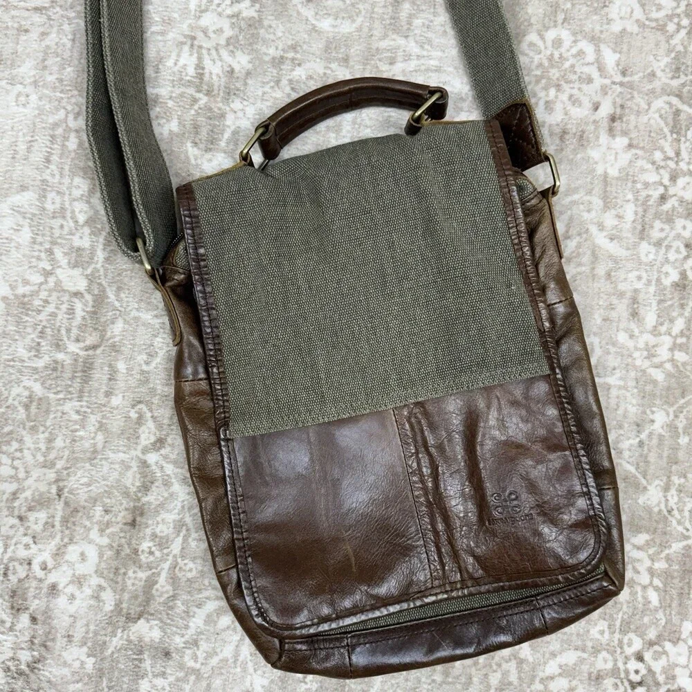 Carraig Donn Ireland Leather /Canvas Front Flap Messenger Shoulder Crossbody Bag